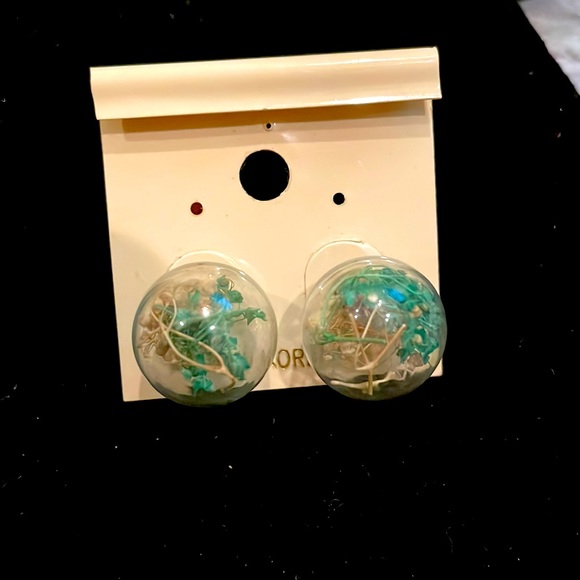 Beautiful yellow flower + special design earrings - Picture 4 of 4